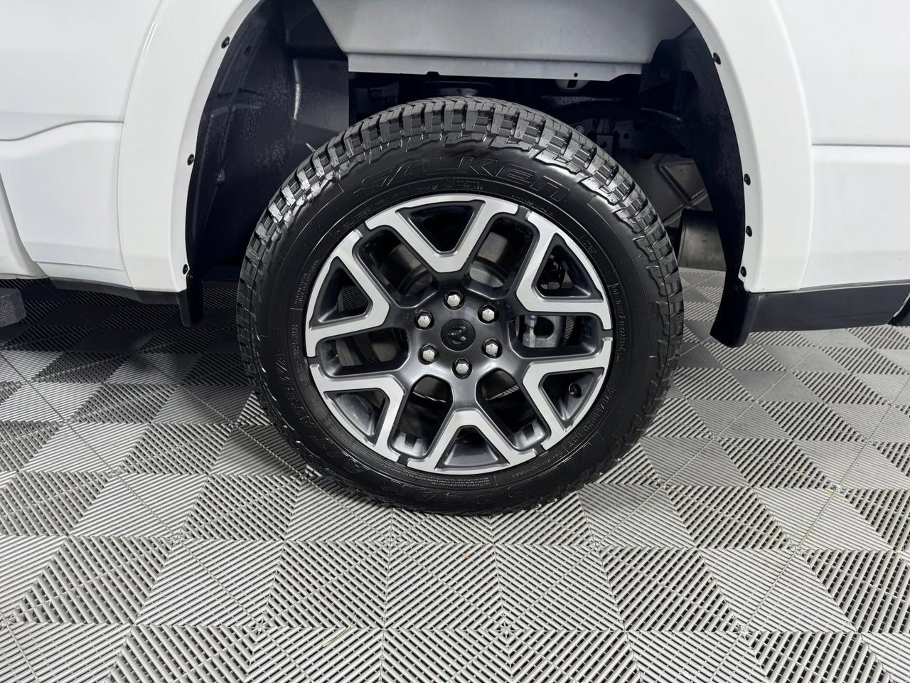 Used 2026 RAM 1500 Laramie w/ Off Road Group AWD/4WD image 36