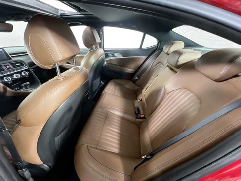 Used 2020 Genesis G70 3.3T w/ Elite Package image 25