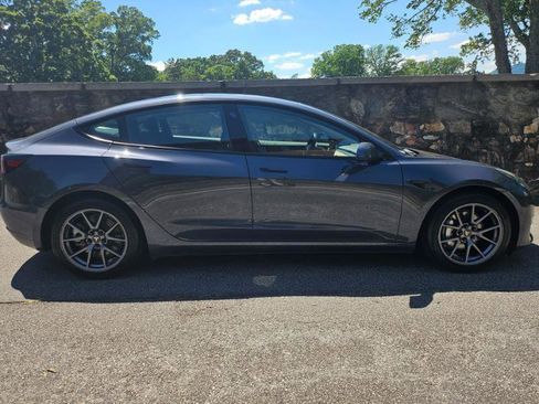 Used 2021 Tesla Model 3 Long Range AWD/4WD image 9