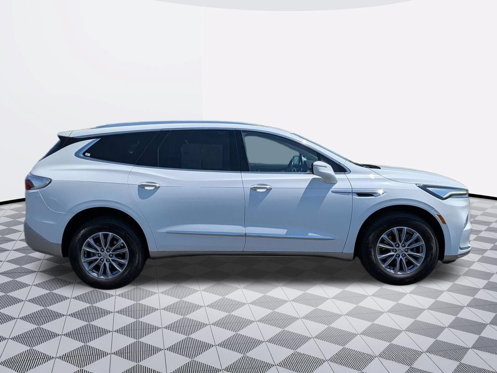 Certified 2023 Buick Enclave Essence w/ LPO, Floor Liner Package FWD image 4