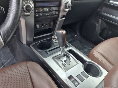 Used 2019 Toyota 4Runner Limited AWD/4WD image 12
