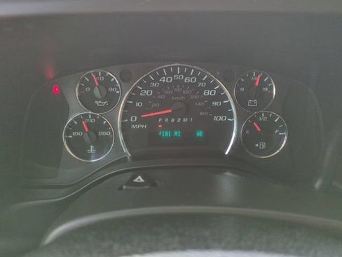 Used 2019 Chevrolet Express 3500 LT w/ LT Preferred Equipment Group RWD image 32