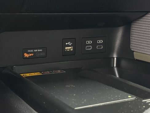 Used 2026 Toyota Camry SE FWD image 21