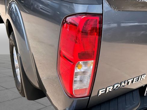 Used 2018 Nissan Frontier SV w/ Value Truck Package RWD image 26