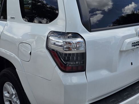 Used 2021 Toyota 4Runner SR5 AWD/4WD image 7