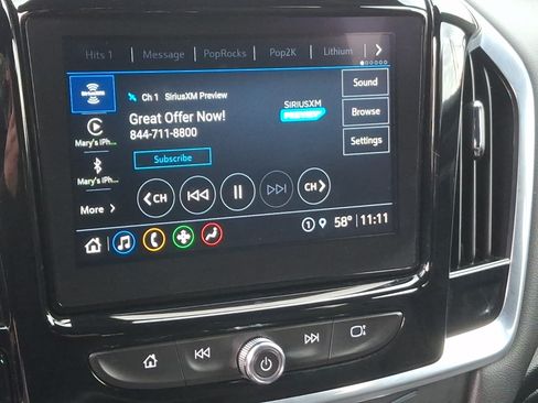Used 2022 Chevrolet Traverse LT AWD/4WD image 17