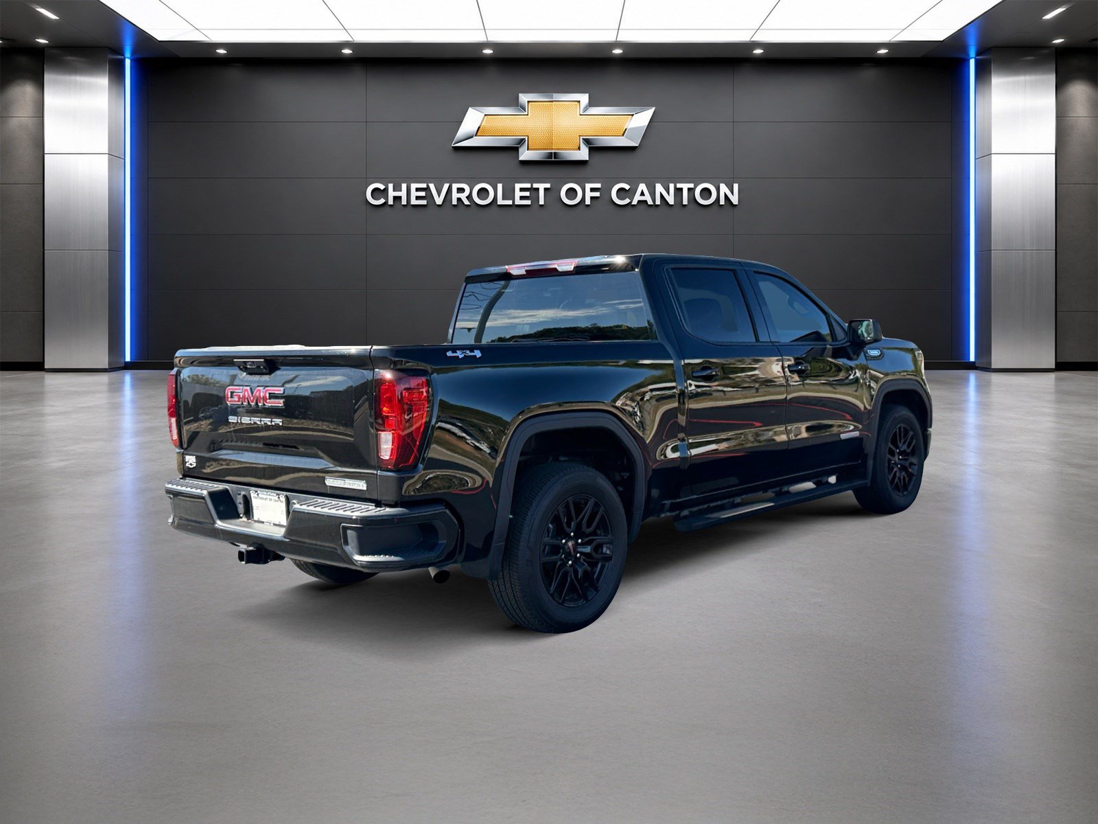 Used 2025 GMC Sierra 1500 Elevation AWD/4WD image 5