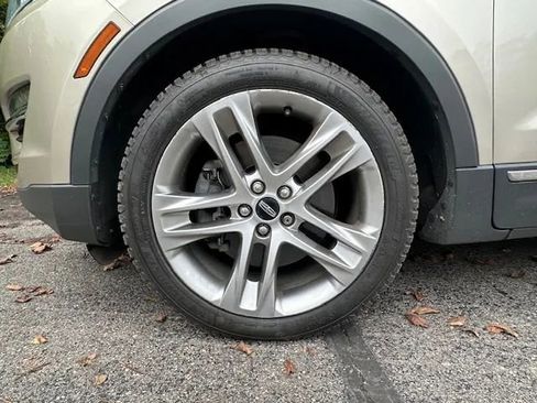 Used 2015 Lincoln MKC AWD w/ Equipment Group 102A Reserve image 34