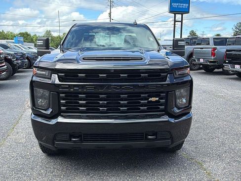 Used 2022 Chevrolet Silverado 2500 Custom w/ Custom Value Package AWD/4WD image 2