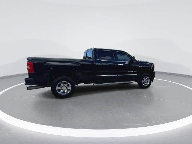 Used 2019 GMC Sierra 3500 Denali w/ Duramax Plus Package AWD/4WD image 12