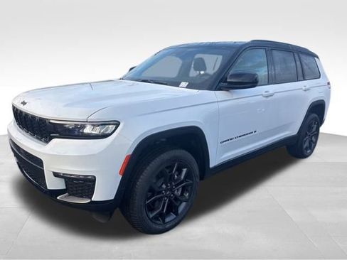 New 2025 Jeep Grand Cherokee L Limited image 3