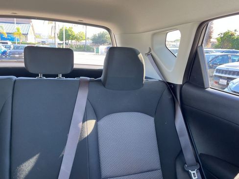 Used 2025 Kia Soul LX w/ LX Technology Package image 18