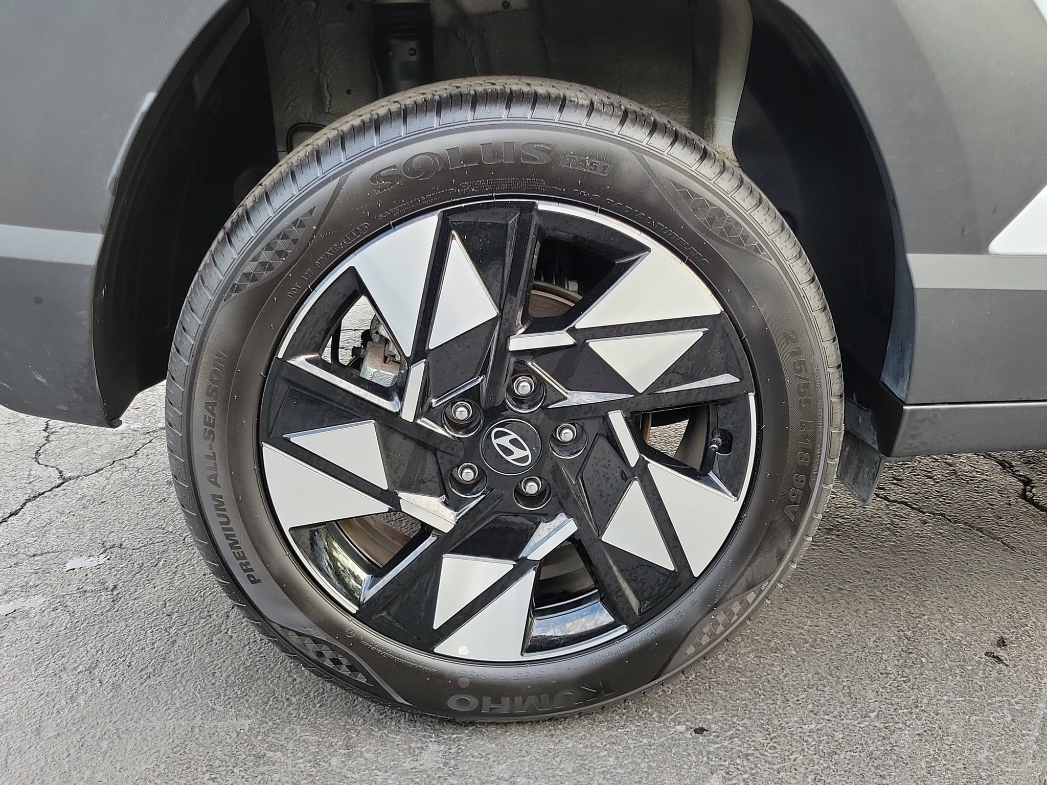 Used 2025 Hyundai Kona SEL AWD/4WD image 29