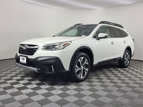 Used 2021 Subaru Outback Limited XT image 1