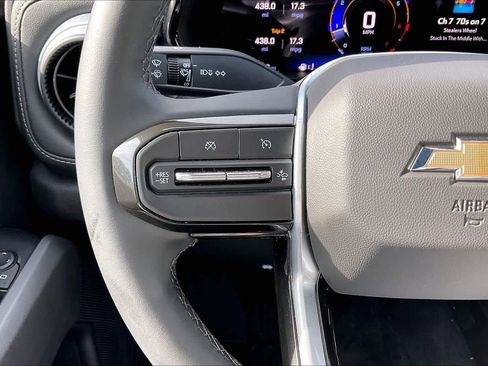 Certified 2025 Chevrolet Colorado LT image 17