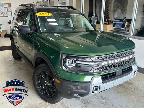 Used 2025 Ford Bronco Sport Badlands w/ Badlands Tech Package AWD/4WD image 1
