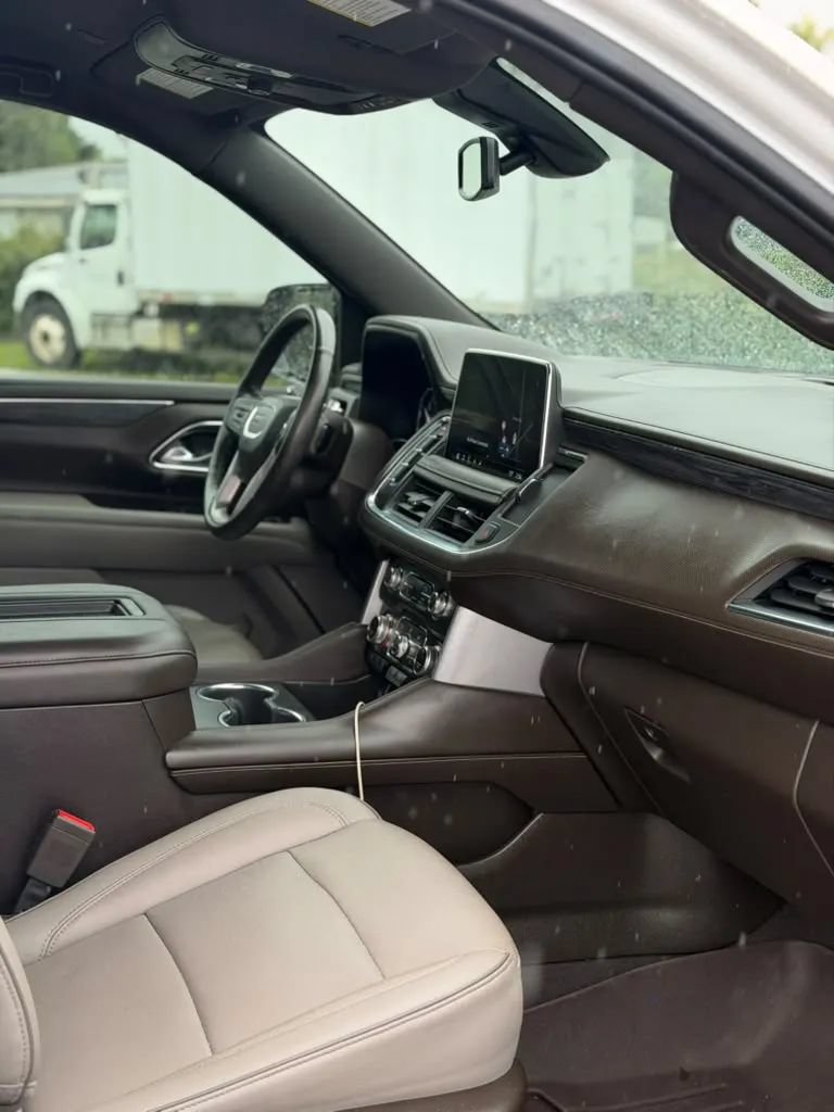 Used 2021 GMC Yukon SLT w/ Rear Media and Nav Package RWD image 7