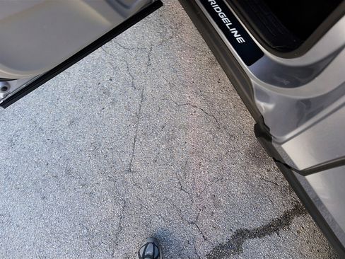 Certified 2021 Honda Ridgeline RTL image 25