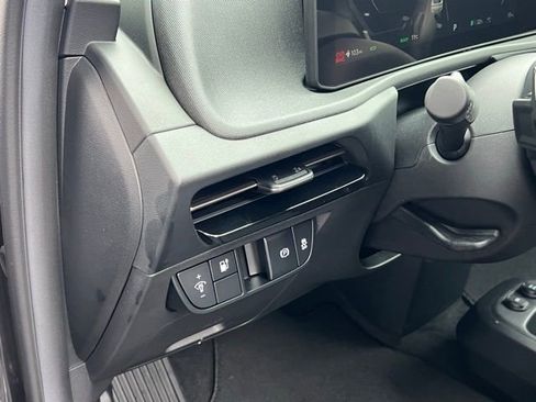 New 2025 Kia EV6 Light w/ Light LR Technology Package image 11