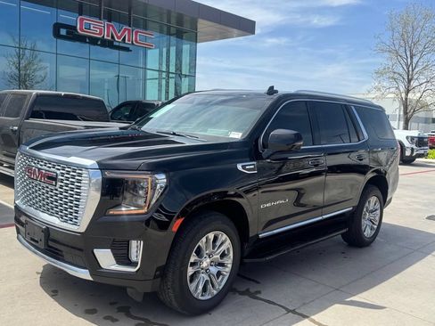 Used 2024 GMC Yukon Denali w/ Advanced Technology Package RWD image 1