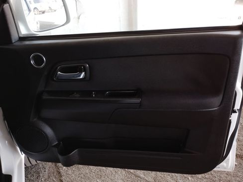 Used 2011 Chevrolet Colorado LT RWD image 11