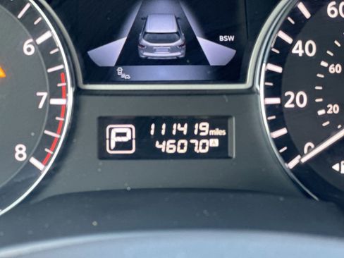 Used 2015 Nissan Pathfinder SL image 13