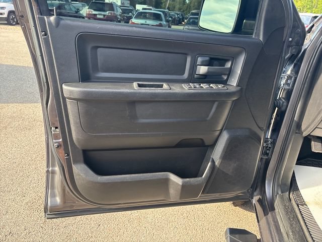 Used 2019 RAM 1500 Express w/ Express Value Package AWD/4WD image 7