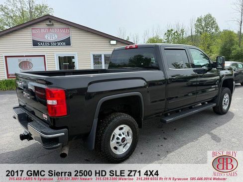 Used 2017 GMC Sierra 2500 SLE w/ SLE Preferred Package AWD/4WD image 3