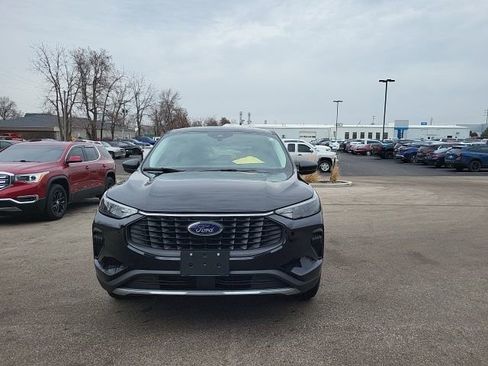 Used 2023 Ford Escape Active image 9