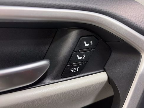 Used 2023 Toyota RAV4 XLE Premium AWD/4WD image 25