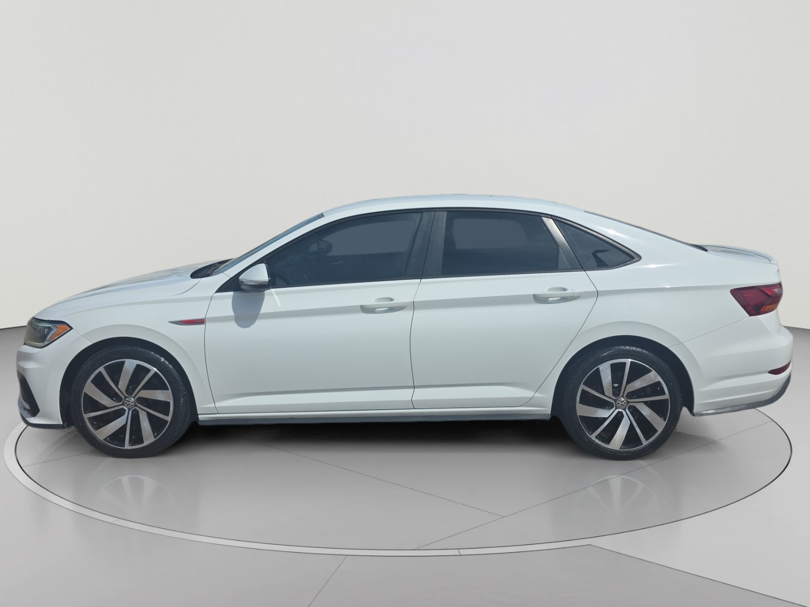 Used 2019 Volkswagen Jetta GLI FWD image 2