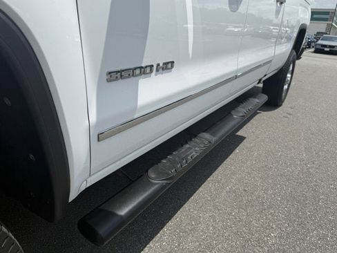 Used 2016 GMC Sierra 3500 SLT w/ Duramax Plus Package AWD/4WD image 12