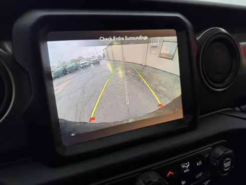 Used 2023 Jeep Wrangler Unlimited Willys w/ Xtreme Recon 35" Tire Package image 14