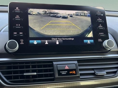 Used 2021 Honda Accord Sport image 17