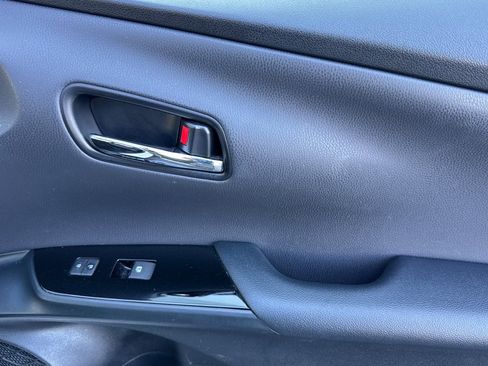 Used 2018 Toyota Prius One image 22