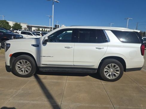 Used 2024 GMC Yukon Denali image 5