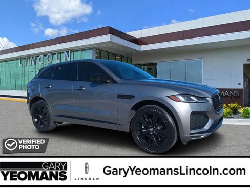 Used 2024 Jaguar F-PACE R-Dynamic S image 1