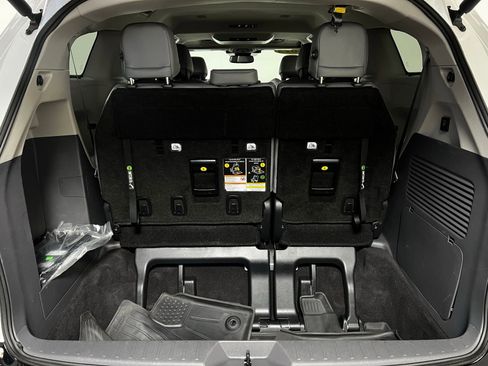 Certified 2023 Toyota Sienna Limited image 30