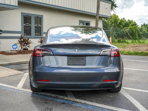 Used 2023 Tesla Model 3 Standard Range RWD image 5