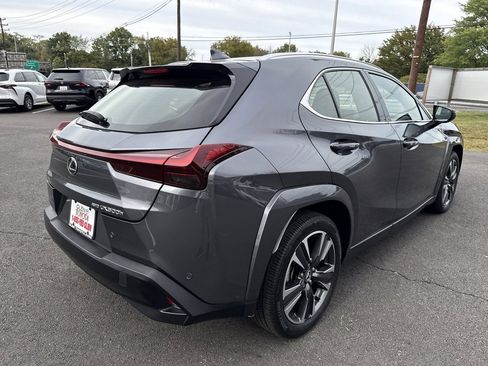 Used 2025 Lexus UX 300h AWD image 19