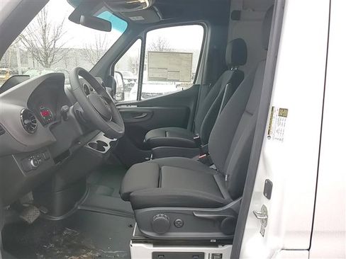 New 2025 Mercedes-Benz Sprinter 2500 image 19