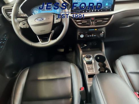 Used 2025 Ford Escape Platinum image 6