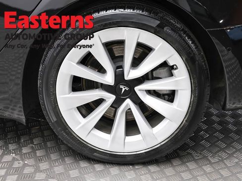 Used 2022 Tesla Model 3 image 8