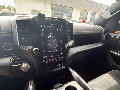 Used 2021 RAM 1500 Laramie w/ Sport Appearance Package AWD/4WD image 21