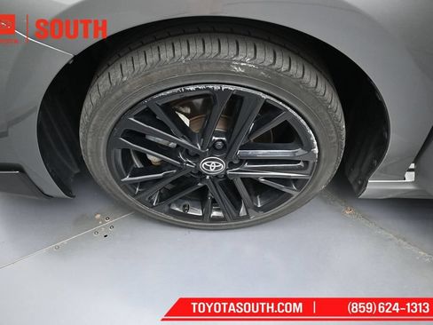 Used 2025 Toyota Camry SE FWD image 35