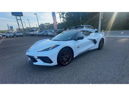 Used 2023 Chevrolet Corvette Stingray Premium Conv w/ Z51 Performance Package RWD image 6