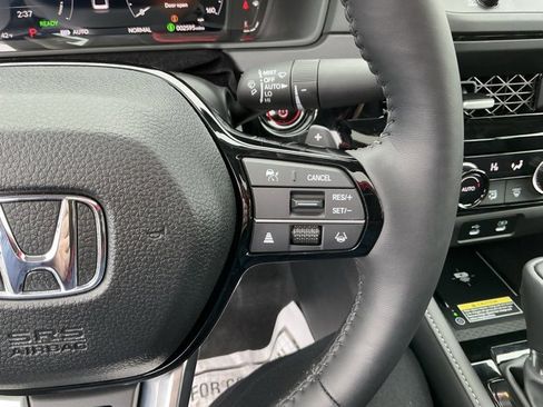 Used 2025 Honda Accord Touring image 29