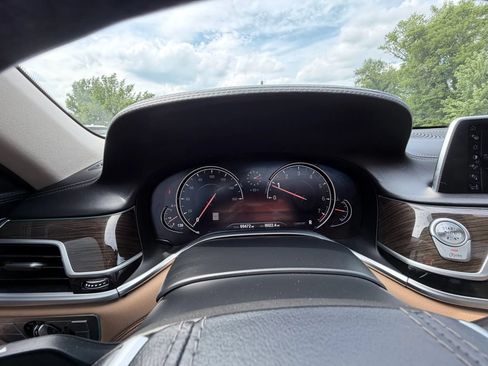 Used 2017 BMW 750i xDrive AWD/4WD image 71