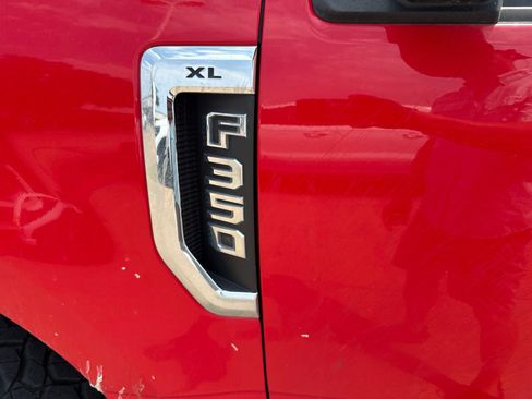 Used 2018 Ford F350 XL w/ Power Equipment Group AWD/4WD image 13