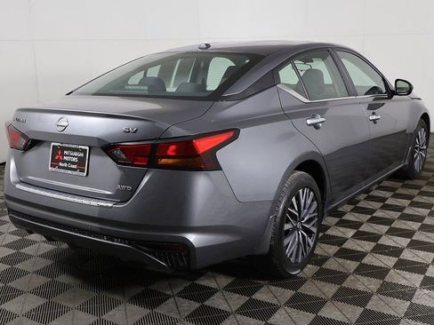 Used 2023 Nissan Altima 2.5 SV image 7